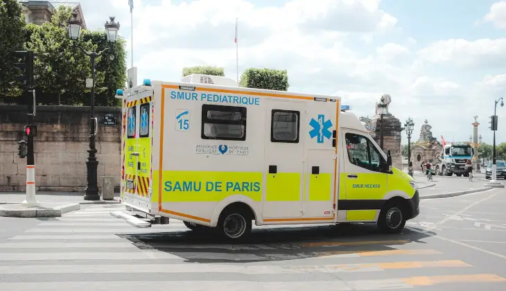 Ambulance Assurance Franchise Reunion